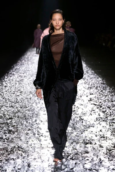 Look 36